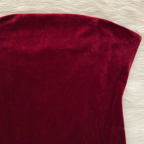 Miss Circle Burgundy Maroon Velvet Strapless Bodycon Victoria Mini Dress - Picture 4 of 13